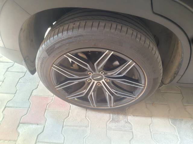 https://images10.gaadi.com/usedgaadi-sellcar/UsedCar/d5827563a/d7cae029-38a9-44e0-8712-bf8109261ae0.jpeg?imwidth=6402