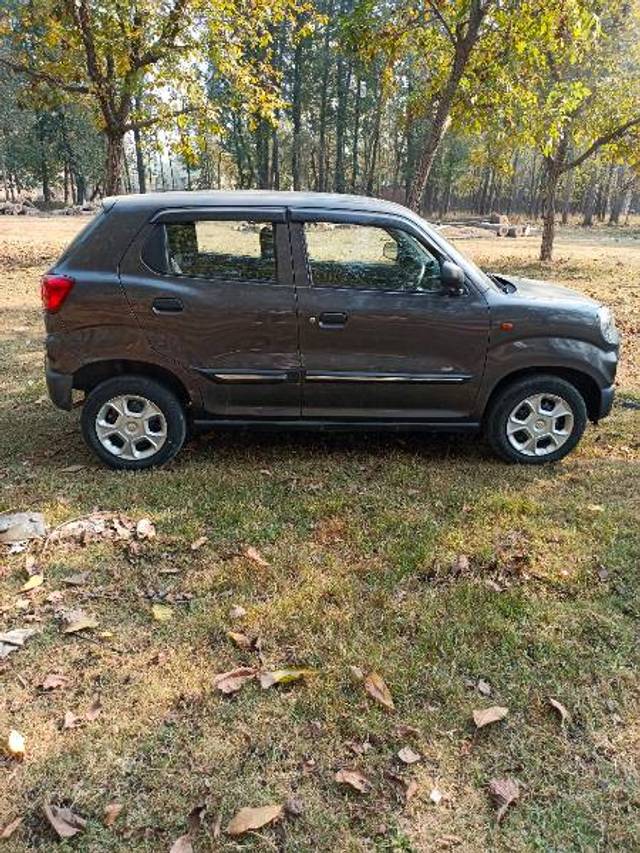 https://images10.gaadi.com/usedgaadi-sellcar/UsedCar/d58a7025-2eab-4a47-ac79-dc625e42848e/830aa01d-fd4e-490b-a130-4a1e2d7300a8.jpg?imwidth=6401