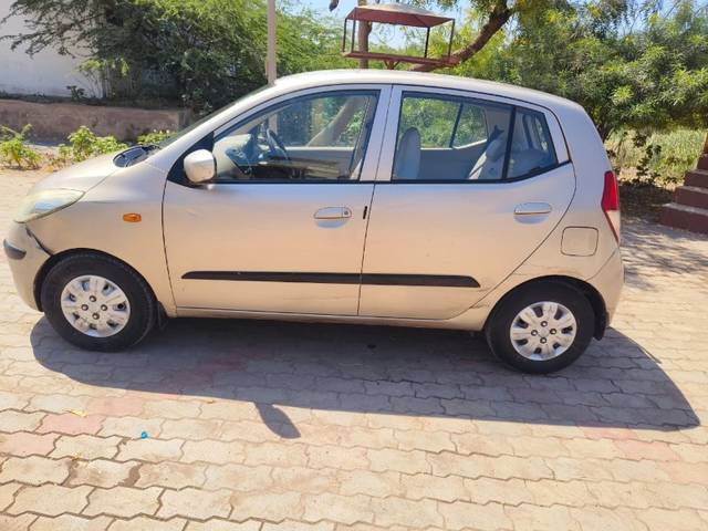 https://images10.gaadi.com/usedgaadi-sellcar/UsedCar/d58bdc92a/7812a163-4522-4d2d-b1c9-ed13afad85df.jpeg?imwidth=6400