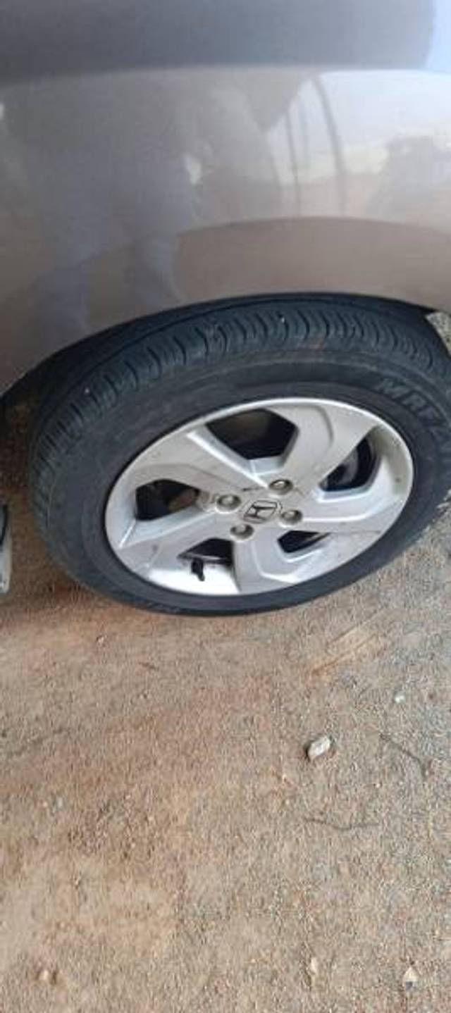 https://images10.gaadi.com/usedgaadi-sellcar/UsedCar/d58d691ba/cff51f9d-7da2-4b81-87ff-04bdcdb54348.jpeg?imwidth=6400