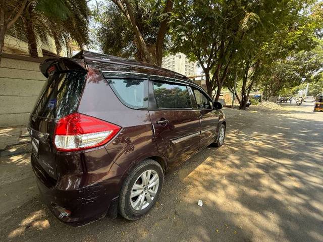 https://images10.gaadi.com/usedgaadi-sellcar/UsedCar/d58dab2fa/1b962c3a-7a3c-414e-b80f-7ea1b222c0eb.JPG?imwidth=6401