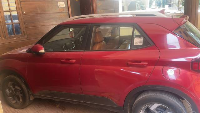 https://images10.gaadi.com/usedgaadi-sellcar/UsedCar/d58edeaba/306f4d52-3ea8-412e-9116-4f24c7da1660.jpeg?imwidth=6401