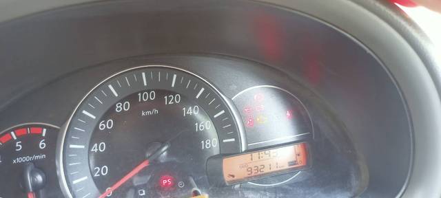 https://images10.gaadi.com/usedgaadi-sellcar/UsedCar/d592c5e2a/31753527-0931-453e-a8c4-05273d52a87b.jpg?imwidth=6402