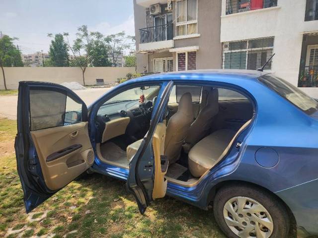 https://images10.gaadi.com/usedgaadi-sellcar/UsedCar/d5934b49a/3a7736e6-1cdc-4314-a26d-1a67964943eb.jpg?imwidth=6402
