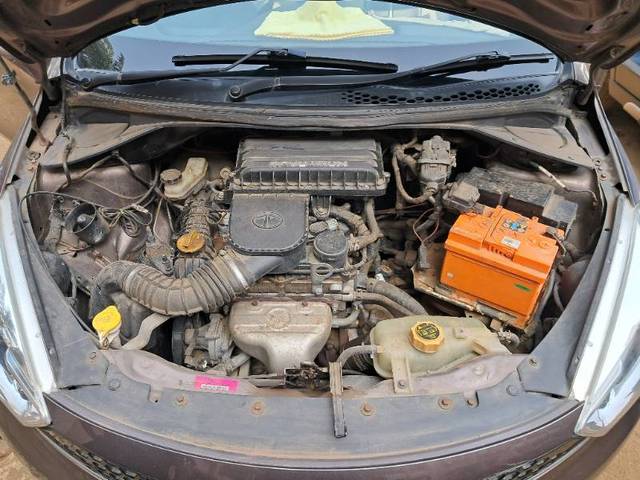 https://images10.gaadi.com/usedgaadi-sellcar/UsedCar/d594f971a/714bb6e2-399c-42e7-bef1-4fdee4717282.jpg?imwidth=6402