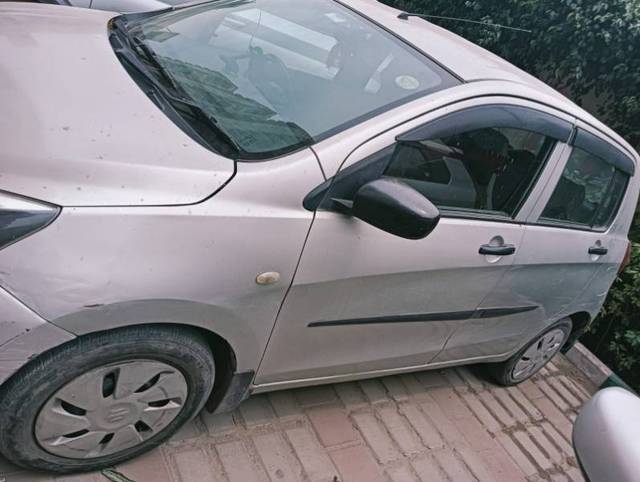 https://images10.gaadi.com/usedgaadi-sellcar/UsedCar/d59686b6a/f4c79624-3936-4c27-841d-82f7b05b164f.jpg?imwidth=6401