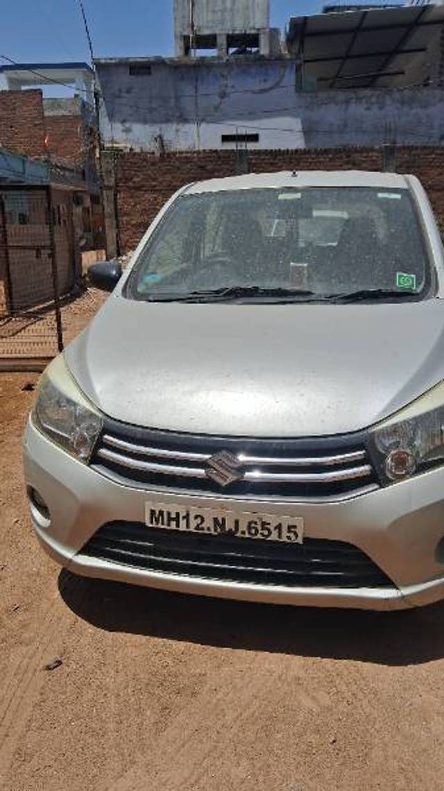 https://images10.gaadi.com/usedgaadi-sellcar/UsedCar/d596c8d9a/136c3701-58cb-4f98-aa9d-b8cbff467796.jpg?imwidth=6400