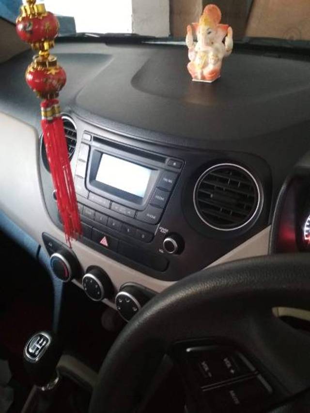 https://images10.gaadi.com/usedgaadi-sellcar/UsedCar/d59e8c9da/19dad599-e760-4040-a5fb-af0dcbfce295.jpg?imwidth=6402
