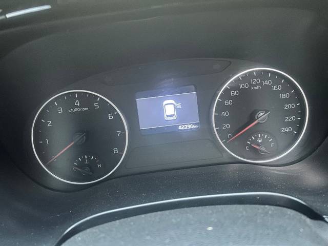 https://images10.gaadi.com/usedgaadi-sellcar/UsedCar/d5a01f7fa/04c892f5-f97f-466d-bf44-46b4c7544fc8.jpeg?imwidth=6402