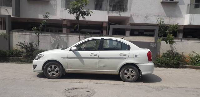 https://images10.gaadi.com/usedgaadi-sellcar/UsedCar/d5a03708a/d2dee124-7407-45b4-ac3e-6b257aef6c55.jpg?imwidth=6402