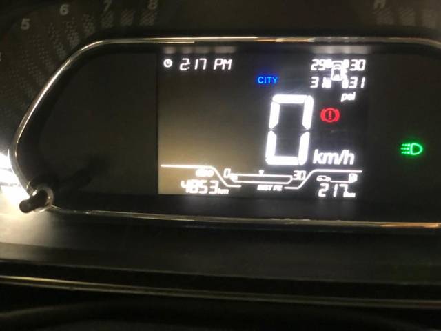 https://images10.gaadi.com/usedgaadi-sellcar/UsedCar/d5a0c8c8-4540-4ef6-9c61-07e2bd468b75/c5be7d60-5287-464c-9576-4b7a36407ae3.jpeg?imwidth=6401