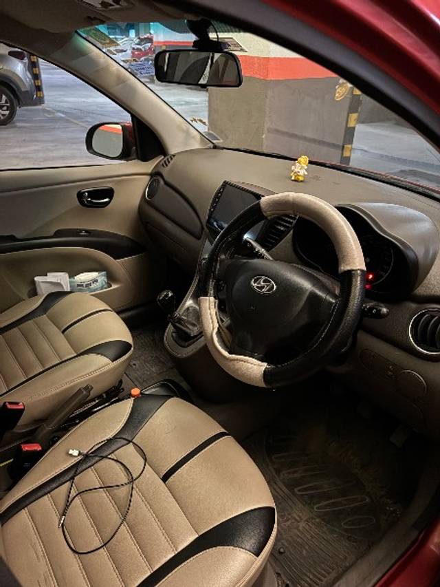 https://images10.gaadi.com/usedgaadi-sellcar/UsedCar/d5a10d88a/e7a485b9-0b50-40ff-a557-4b73d1581852.jpeg?imwidth=6401