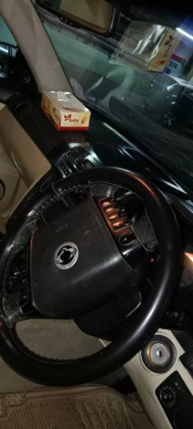 https://images10.gaadi.com/usedgaadi-sellcar/UsedCar/d5a594e6a/9ebb8282-aadd-4e4c-b73f-098f439700a3.jpeg?imwidth=6401