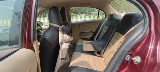 https://images10.gaadi.com/usedgaadi-sellcar/UsedCar/d5a7077aa/315fde68-96cd-4ae5-acac-03e2601fdb8b.jpg?imwidth=6402