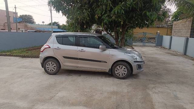 https://images10.gaadi.com/usedgaadi-sellcar/UsedCar/d5a9c9a6a/96f178df-911b-4dee-8011-4bba1e62f104.jpeg?imwidth=6400