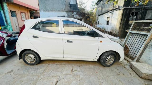 https://images10.gaadi.com/usedgaadi-sellcar/UsedCar/d5ac4237a/8659f227-11ab-4343-be25-91ba7f5f3a28.jpeg?imwidth=6401