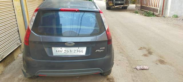 https://images10.gaadi.com/usedgaadi-sellcar/UsedCar/d5adb739a/41a2596a-5e29-48bb-a5b2-c23ce1474570.jpg?imwidth=6401