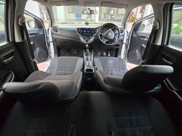 https://images10.gaadi.com/usedgaadi-sellcar/UsedCar/d5adfd63a/43ffe2bc-5cb9-4ad1-9f88-ce039b3c9769.jpg?imwidth=6402