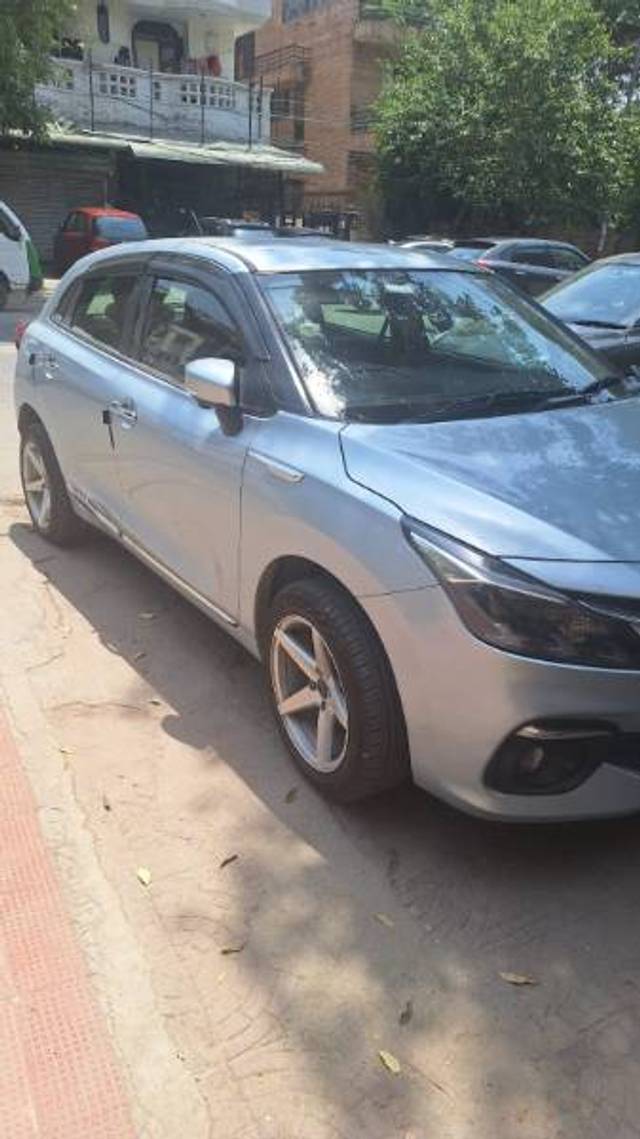 https://images10.gaadi.com/usedgaadi-sellcar/UsedCar/d5ae7270a/fa4e0ec1-f6b3-45df-a2bc-fa583abf8192.jpg?imwidth=6400