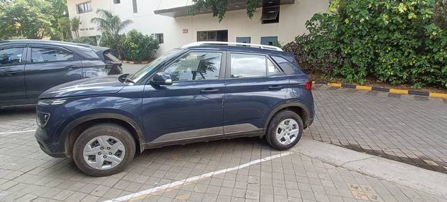 https://images10.gaadi.com/usedgaadi-sellcar/UsedCar/d5aeac20a/0a8b5ef1-860d-42f7-9145-692d00ea2a75.jpg?imwidth=6400