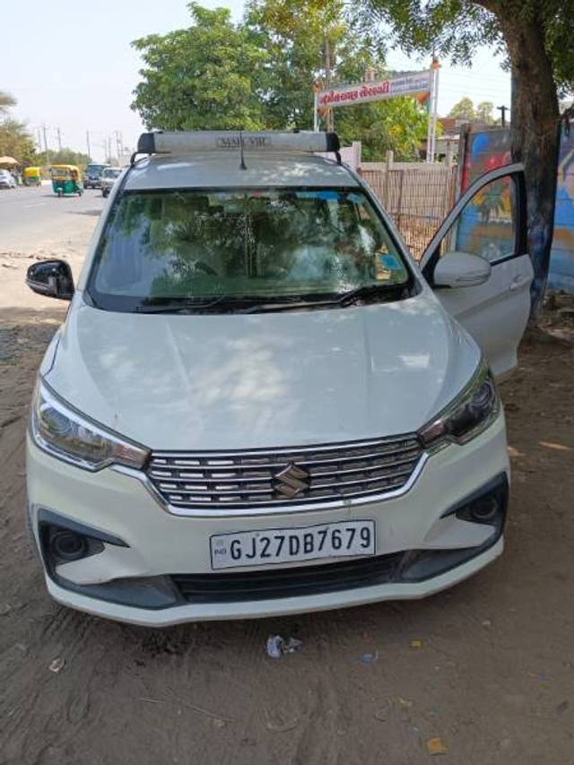 https://images10.gaadi.com/usedgaadi-sellcar/UsedCar/d5aefe06a/fd7414bf-b433-43b3-9a0d-166bf4f11561.jpg?imwidth=6400