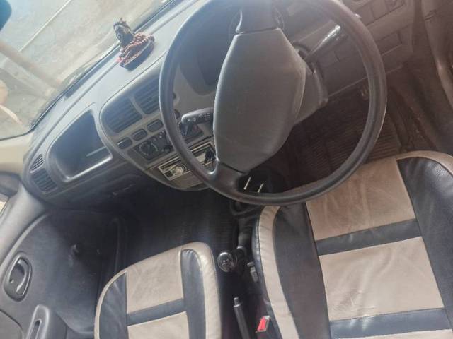 https://images10.gaadi.com/usedgaadi-sellcar/UsedCar/d5b232d9a/7c738b25-6c4d-4a1a-8217-001a9fa2d4d4.jpg?imwidth=6400