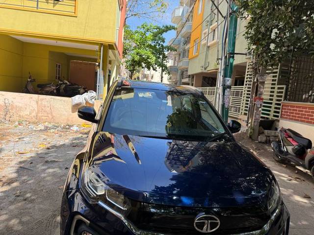 https://images10.gaadi.com/usedgaadi-sellcar/UsedCar/d5b57a94a/fbf5e61c-e734-4a3a-b781-842a35c84e0b.jpeg?imwidth=6402