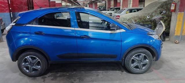 https://images10.gaadi.com/usedgaadi-sellcar/UsedCar/d5b7ee08a/d9b9e4e5-37b8-4354-a605-5a25a5dc6406.jpg?imwidth=6402