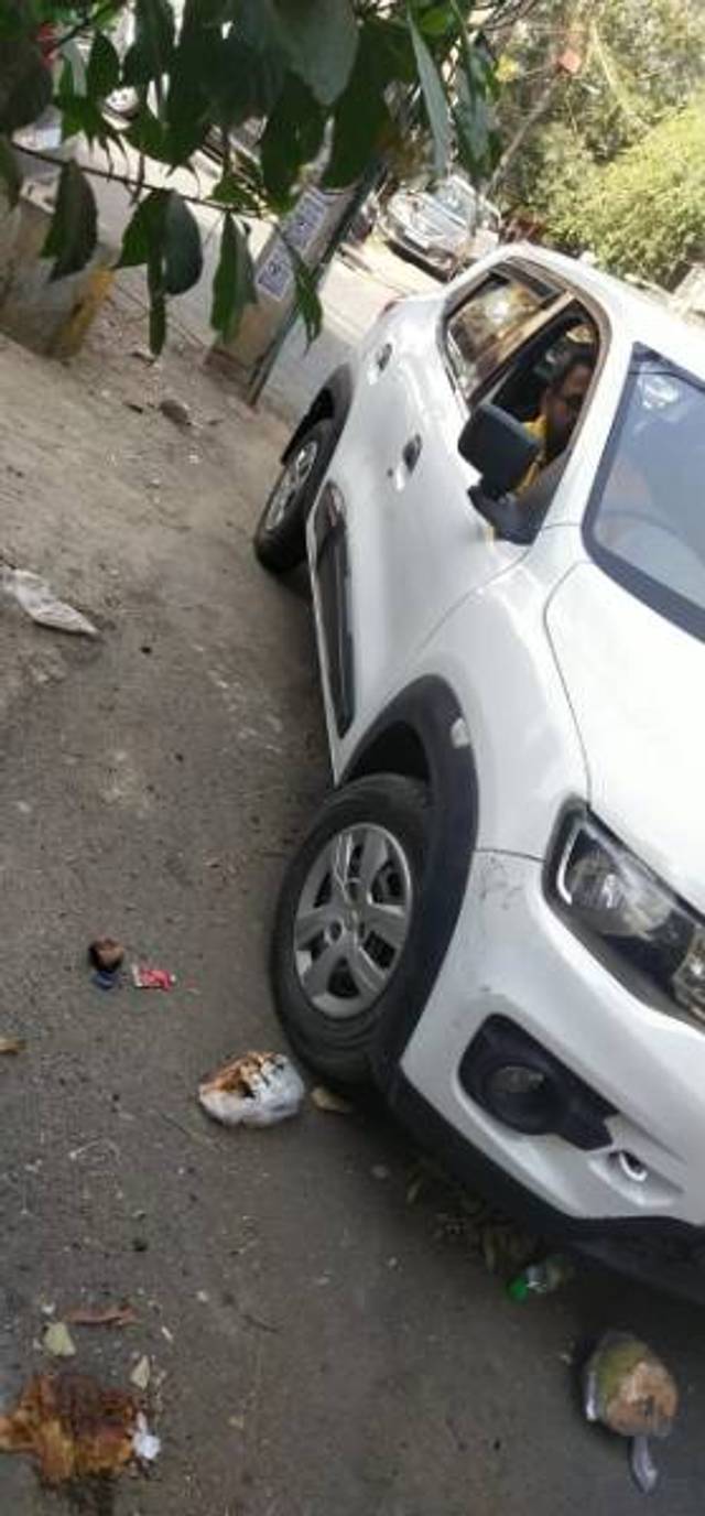 https://images10.gaadi.com/usedgaadi-sellcar/UsedCar/d5b90702a/3369f2bc-c163-4bf4-b408-5b150cc87d48.jpg?imwidth=6401