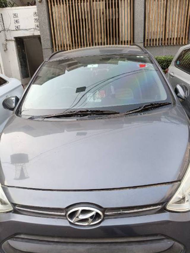 https://images10.gaadi.com/usedgaadi-sellcar/UsedCar/d5ba199da/2621be40-0cec-49bc-85d8-f705d3faaeed.jpg?imwidth=6400