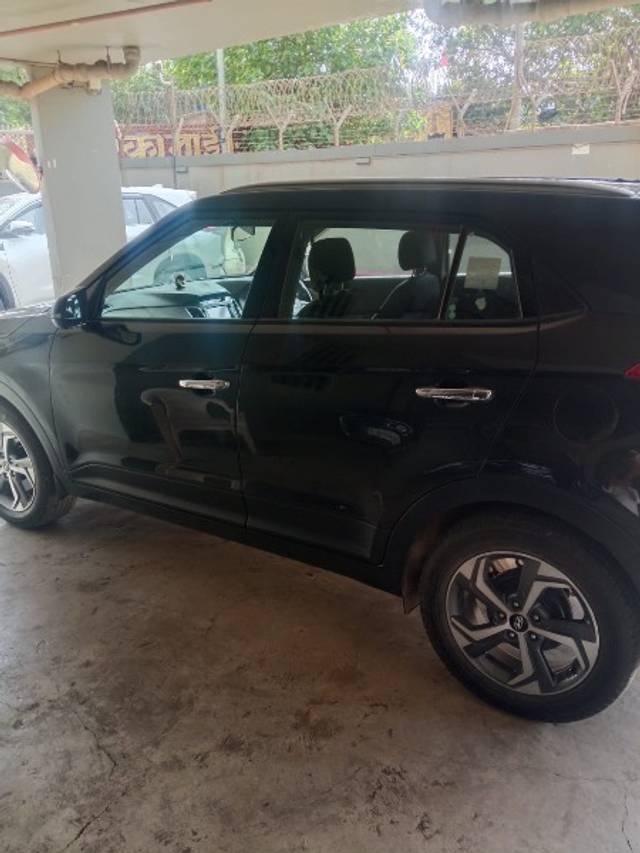 https://images10.gaadi.com/usedgaadi-sellcar/UsedCar/d5bb140ea/99a2b00a-ae0f-4330-8b80-2acba95f59cb.jpeg?imwidth=6400