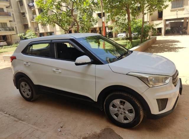 https://images10.gaadi.com/usedgaadi-sellcar/UsedCar/d5bb2ff6a/723920a4-6024-4194-96fe-2c5836bde25c.jpg?imwidth=6400