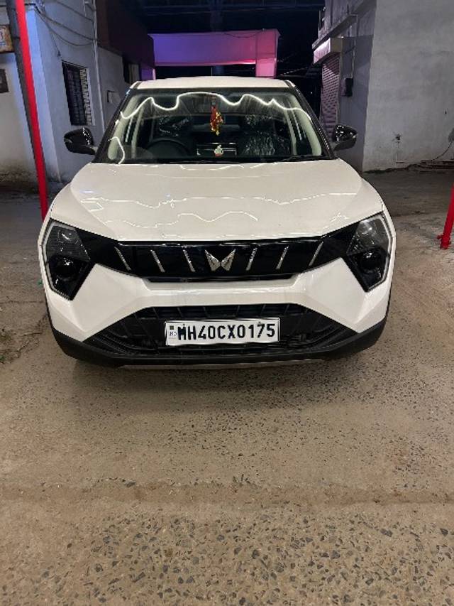 https://images10.gaadi.com/usedgaadi-sellcar/UsedCar/d5c0ac51a/3ccfe454-9753-4b1f-8a3f-afa55ae25dfc.jpeg?imwidth=6400