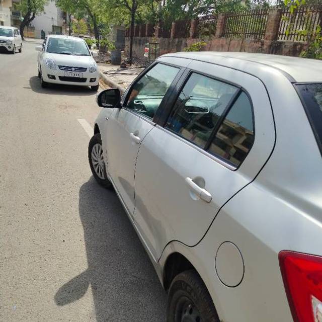 https://images10.gaadi.com/usedgaadi-sellcar/UsedCar/d5c35d00a/8ecd6f8d-9abd-4b63-8882-c0b96cd6e6c9.jpg?imwidth=6401