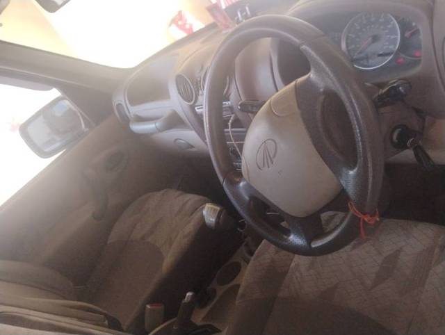 https://images10.gaadi.com/usedgaadi-sellcar/UsedCar/d5c6b34aa/3b0af156-3027-4614-a345-dbb35f78d1cf.jpg?imwidth=6402