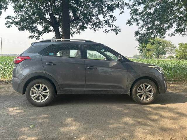https://images10.gaadi.com/usedgaadi-sellcar/UsedCar/d5c7c73fa/a1f38f94-ed4b-48c6-ba48-55c703723466.jpg?imwidth=6401