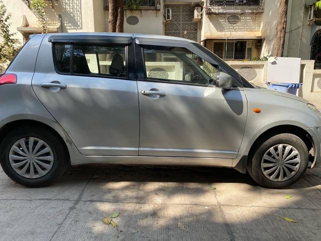 https://images10.gaadi.com/usedgaadi-sellcar/UsedCar/d5c8a728a/0f6d03e6-3159-43b7-8ee5-54e22fa5c213.jpeg?imwidth=6401