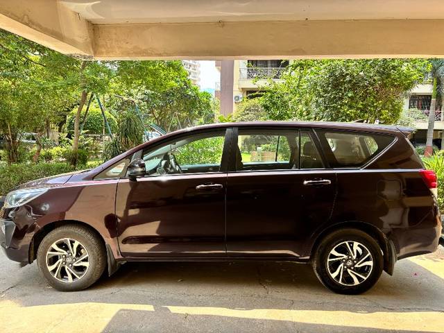 https://images10.gaadi.com/usedgaadi-sellcar/UsedCar/d5c92f36a/d4174d7f-f946-4f17-b277-593fccc3991c.jpeg?imwidth=6402
