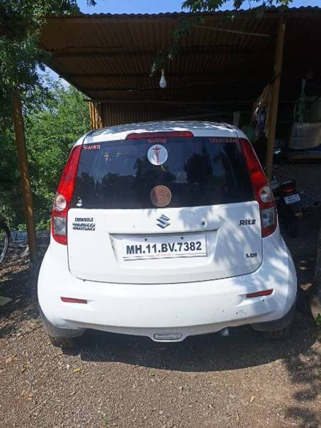 https://images10.gaadi.com/usedgaadi-sellcar/UsedCar/d5cb8356a/f636f195-4e69-44d6-bba1-b1f18eb2ea3b.jpg?imwidth=6402