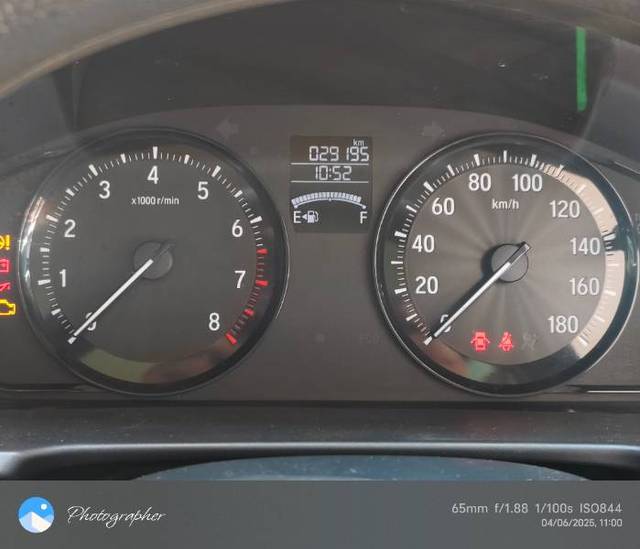 https://images10.gaadi.com/usedgaadi-sellcar/UsedCar/d5ce703fa/e8e8515c-fe72-4a17-bde1-c53ee989fbeb.jpg?imwidth=6402