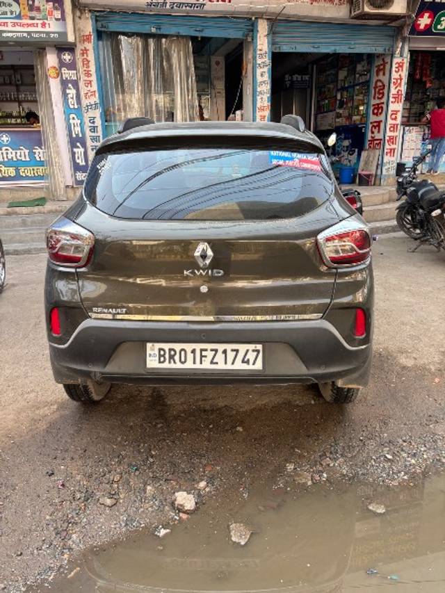 https://images10.gaadi.com/usedgaadi-sellcar/UsedCar/d5cea440a/2530cbc7-4038-4f5f-90b9-9fe1bc01072a.jpeg?imwidth=6402