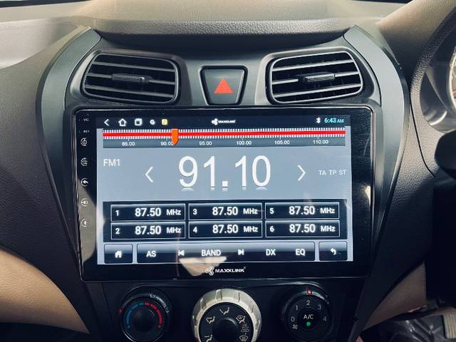 https://images10.gaadi.com/usedgaadi-sellcar/UsedCar/d5d2eb52a/49654ffe-d91d-4d2a-81cb-58b640dc56a7.jpeg?imwidth=6402