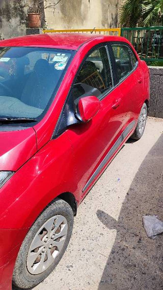 https://images10.gaadi.com/usedgaadi-sellcar/UsedCar/d5d31c88a/397dcbd4-c98e-474f-96c3-77034919b10a.jpg?imwidth=6401