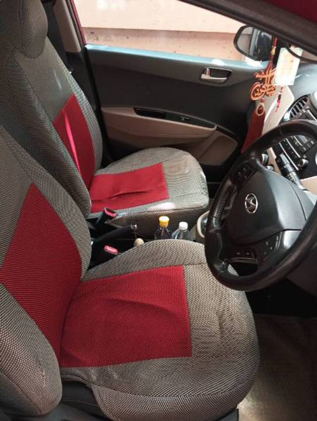 https://images10.gaadi.com/usedgaadi-sellcar/UsedCar/d5dc198aa/a6b0dff1-9d22-44d8-a18f-977cc99d6c37.jpg?imwidth=6401