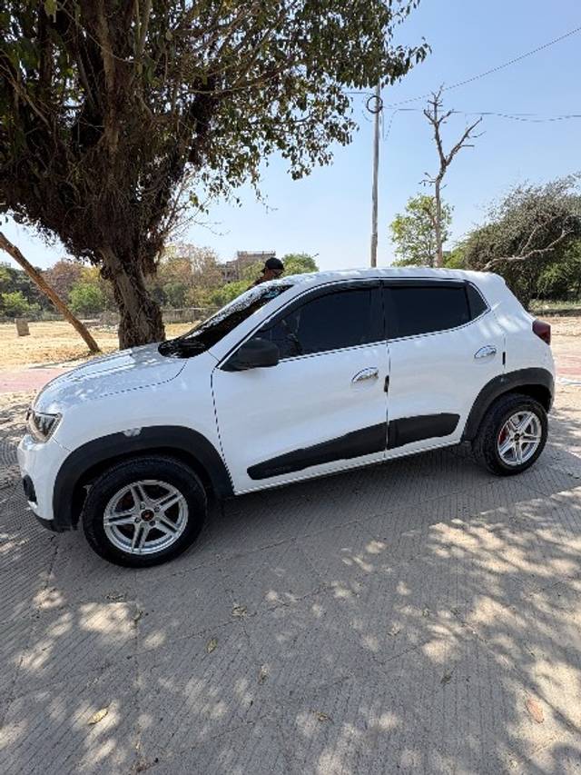 https://images10.gaadi.com/usedgaadi-sellcar/UsedCar/d5dc3363a/00f9d8de-ff32-4b86-9154-f46661d9dbc6.jpeg?imwidth=6402