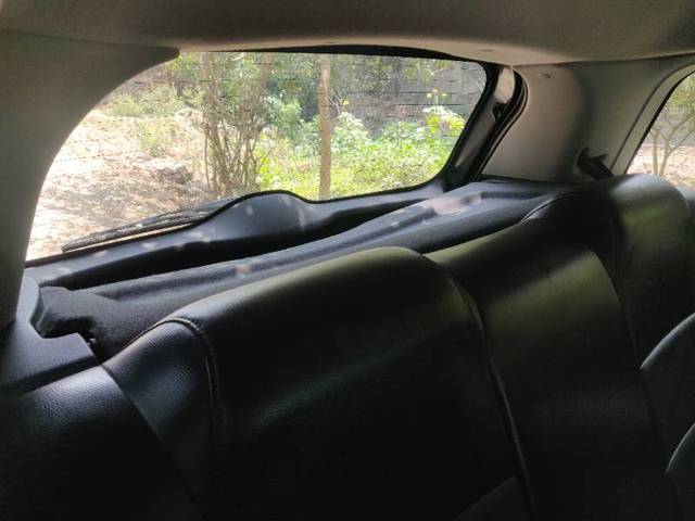 https://images10.gaadi.com/usedgaadi-sellcar/UsedCar/d5e0a7c3a/3f2000fd-7bab-4fce-bd94-c8d026b71a3b.jpg?imwidth=6402