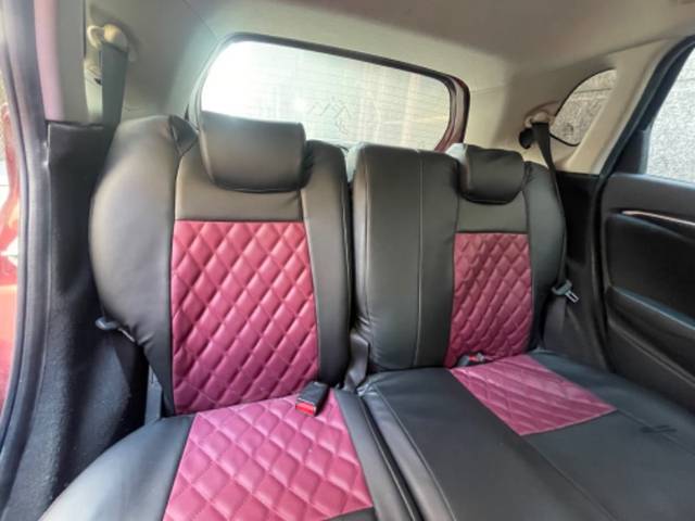https://images10.gaadi.com/usedgaadi-sellcar/UsedCar/d5e2076ea/092c6ed6-5cb3-4119-b11c-ed7a4ffc1a49.jpeg?imwidth=6401