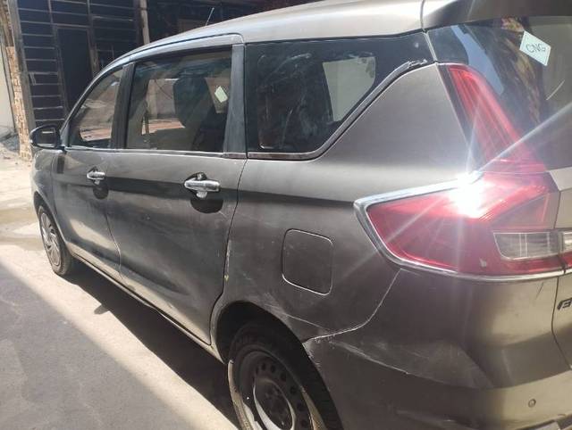 https://images10.gaadi.com/usedgaadi-sellcar/UsedCar/d5e32bf9a/1404f324-3ef0-4026-9937-be9c89a33b1d.jpeg?imwidth=6402