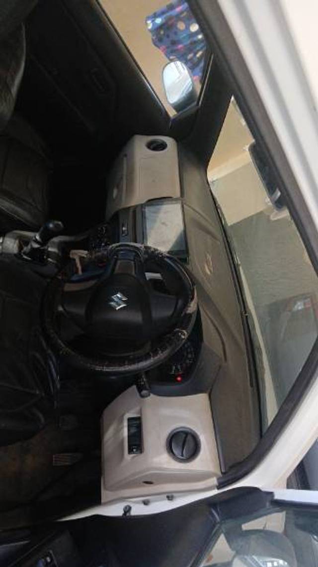 https://images10.gaadi.com/usedgaadi-sellcar/UsedCar/d5e3ac8fa/57180ea3-0ed1-4ea9-87fc-4cd0ea5d4203.jpg?imwidth=6400