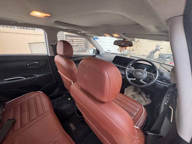 https://images10.gaadi.com/usedgaadi-sellcar/UsedCar/d5e4a9f1a/47d3d2e4-79c6-47a6-bf1f-6e76efa119ba.jpeg?imwidth=6402